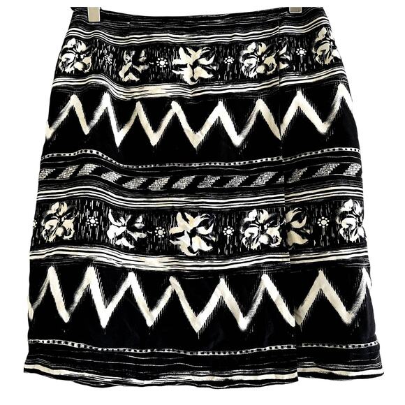 Ann Taylor 100% Silk Skirt Faux Wrap Pencil Tribal Aztec Print Black White 8 28" - Picture 1 of 5